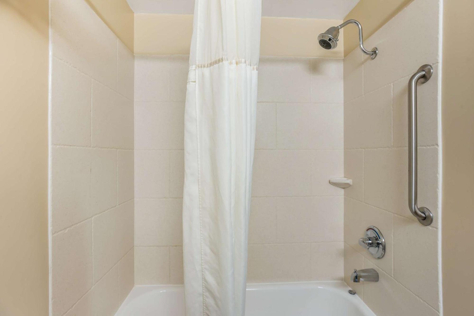 Best Western Plus University Park Inn & Suites State College Dış mekan fotoğraf