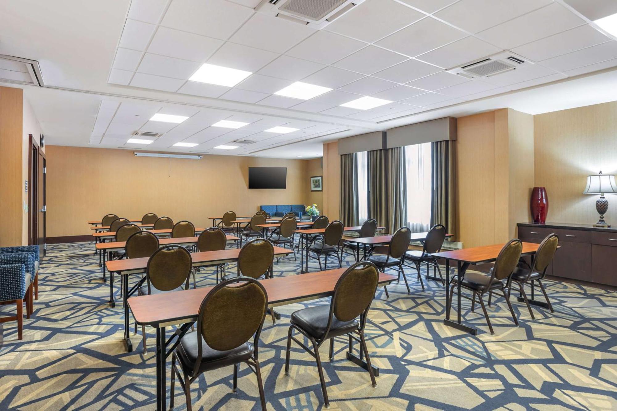 Best Western Plus University Park Inn & Suites State College Dış mekan fotoğraf