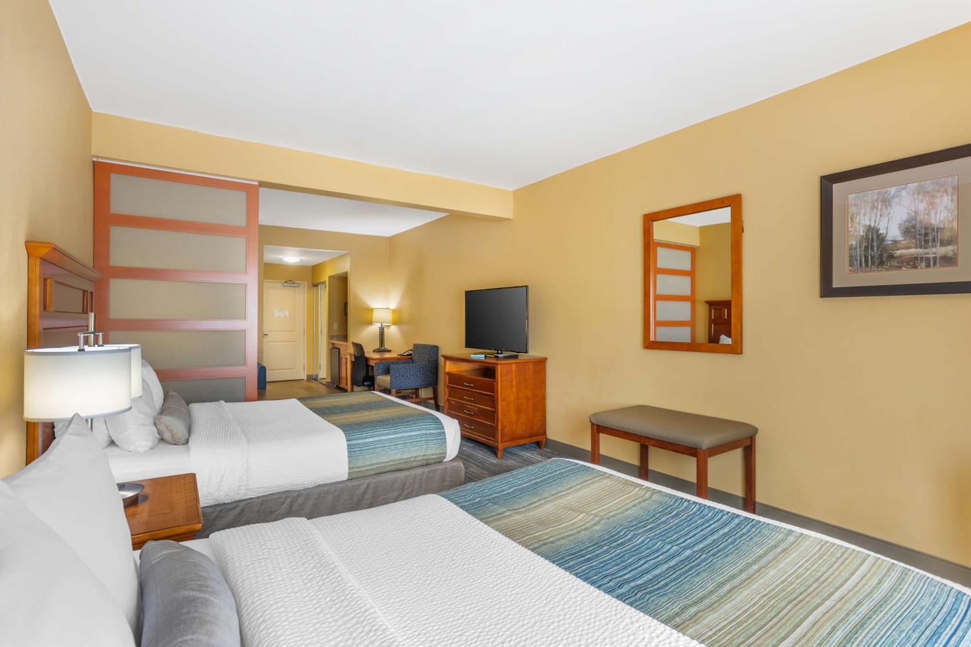 Best Western Plus University Park Inn & Suites State College Dış mekan fotoğraf