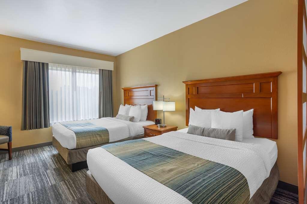 Best Western Plus University Park Inn & Suites State College Oda fotoğraf