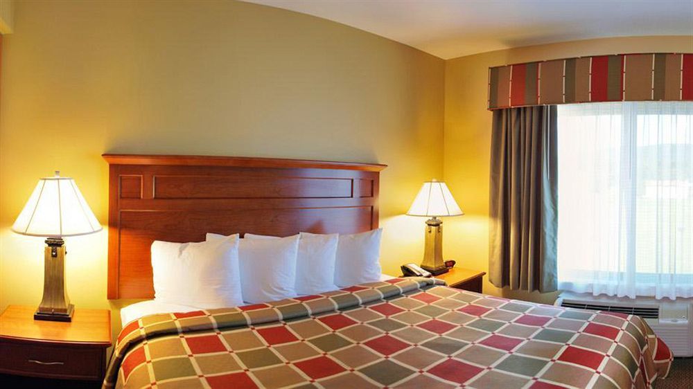 Best Western Plus University Park Inn & Suites State College Dış mekan fotoğraf