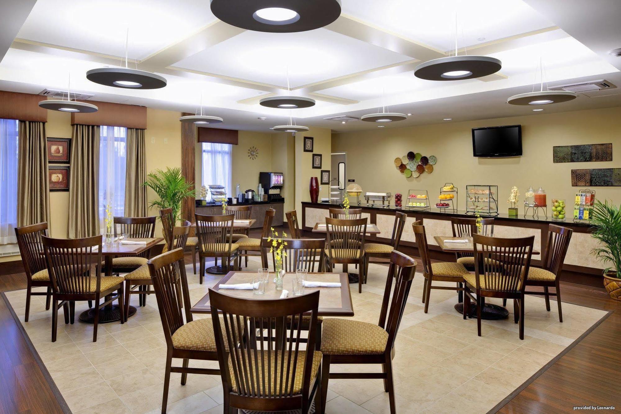 Best Western Plus University Park Inn & Suites State College Restoran fotoğraf
